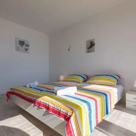 Apartment In 39117