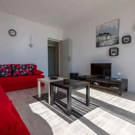 In 39117 Apartment Novi Vinodolski