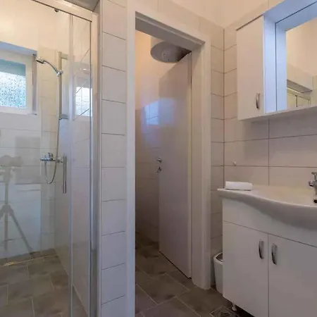 Apartment In 39117 Novi Vinodolski
