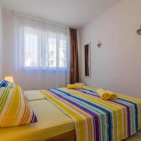 In 39117 Apartment
