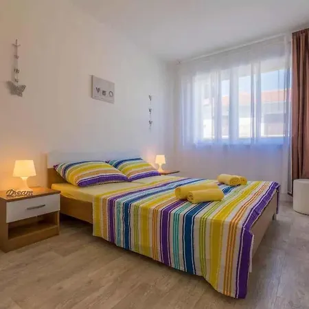 Apartmán In 39117 *